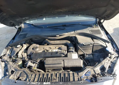 2014 Volvo S60 T5 from USA, damaged, VIN YV1612FH4E1289931